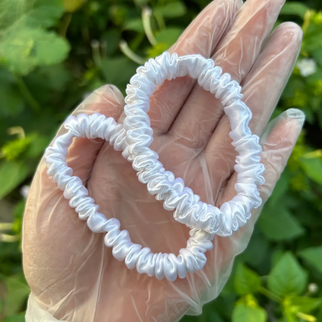 Bright White silk scrunchies mini