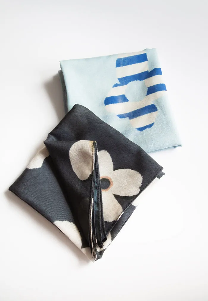 Karangan Mini Square Scarf/ Bandana - Mono Petal
