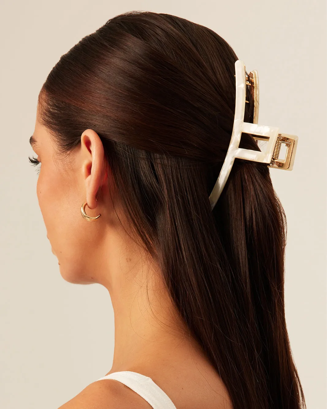 RESIN METAL CLAW CLIP - PEARL